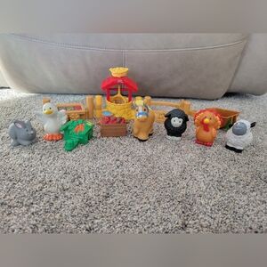 Fisher Price Little People Wishing Well And Farm Animals